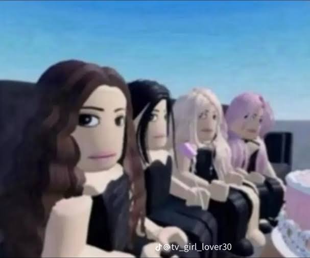 People on Reddit saying it’s understandable that LFB is traumatized from the situation because HER whole life was shattered in an instant…