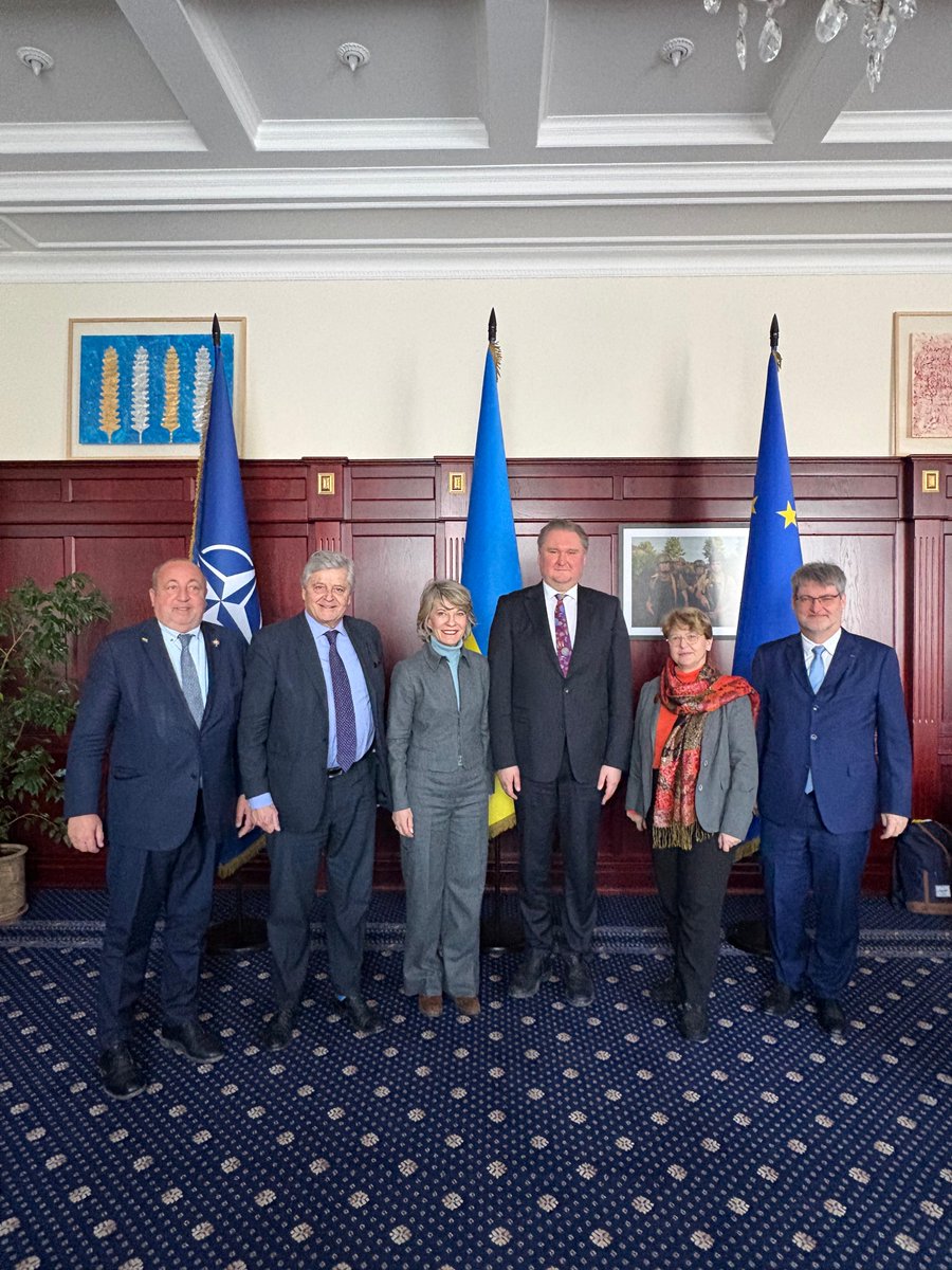 Nicolas Forissier tweet media