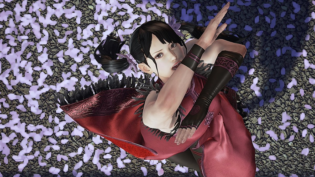 Jin remembers the day Xiaoyu showed him her art of the Dancing Phoenix for the first time. The way she danced as the flower petals fall to the ground was enough to make him fall in love with her for eternity. Xiaoyu's art to Jin is still unrivaled to this day.

(<a href="/XiaoxLing_/">Ling Xiaoyu</a>)