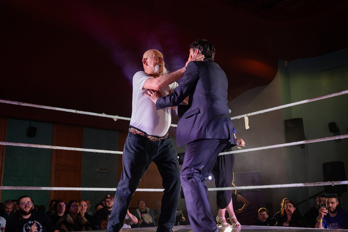 LA BAGARRE tweet media