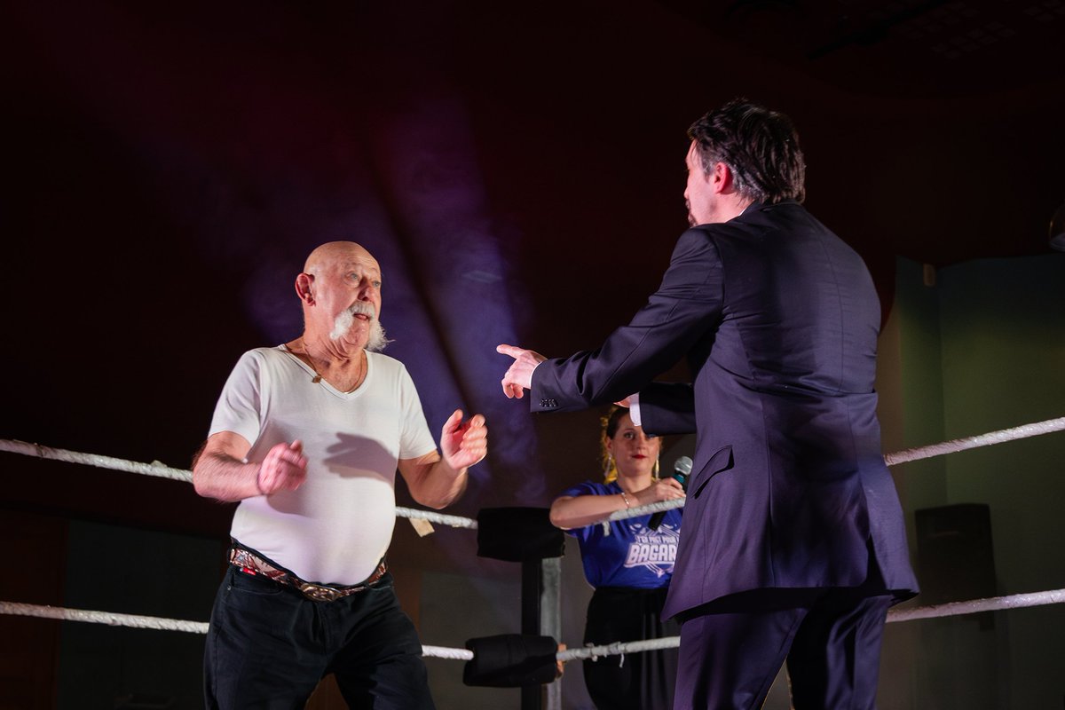 LA BAGARRE tweet media