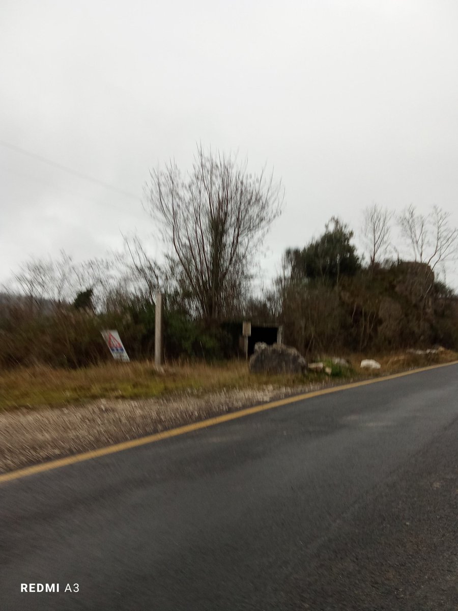 lucananni1010's tweet image. #BuongiornoATutti dopo 75 km tra i boschi sotto la pioggia 🚴🚴⛈️⛈️😜😜😜 chi si ferma è s..perduto tra i monti #rainydays