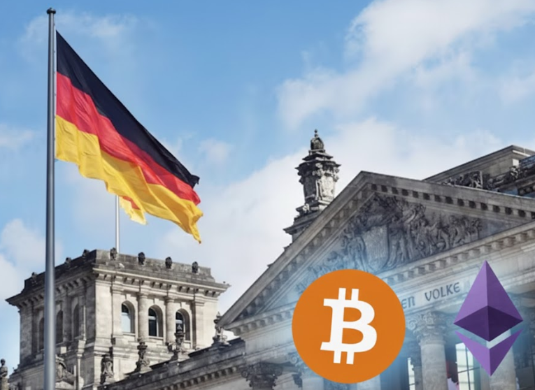LarkDavis's tweet photo. Big move for European adoption: ING Germany is opening the doors to crypto for its 9.5 million customers. As the third-largest bank in the world's third-largest economy, their new crypto ETN offerings mark a major milestone for retail crypto access. https://t.co/Vk8QGvV5cq