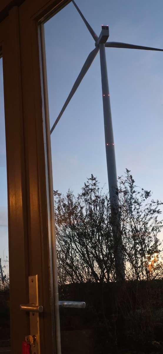 Windpark Goyerbrug geluidsoverlast 30-01 melding omgevingsdienst Utrecht gedaan. ODU is verantwoordelijk voor toezicht geluid en windturbines.  4 dagen nog geen reactie. 
Wanneer wordt mijn melding opgepakt?
<a href="/OdruUtrecht/">OmgevingsdienstregioUtrecht</a> <a href="/ProvUtrecht/">Provincie Utrecht</a>
<a href="/2eKamertweets/">Tweede Kamer</a> <a href="/ThierryAartsen/">Thierry Aartsen</a> <a href="/MinisterieKGG/">Ministerie van Klimaat en Groene Groei</a>