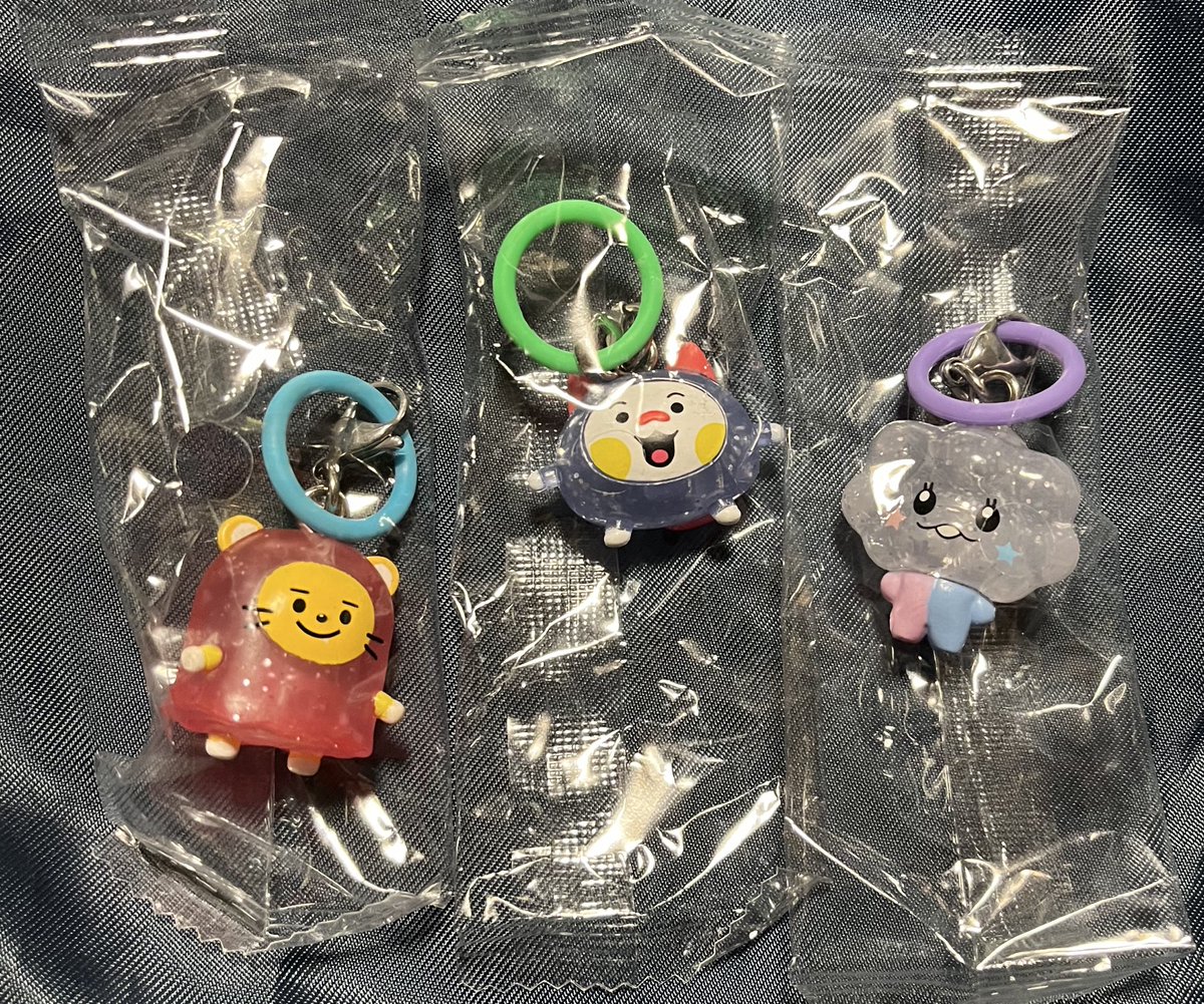3ateez3's tweet photo. TREASURE TRUZ トレジャー ガチャ めじるしアクセサリー  交換

譲 画像のもの

求 CHILLI

条件合う方リプまたはDMお願いします🙇‍♀️ https://t.co/p95FKaSSQg
