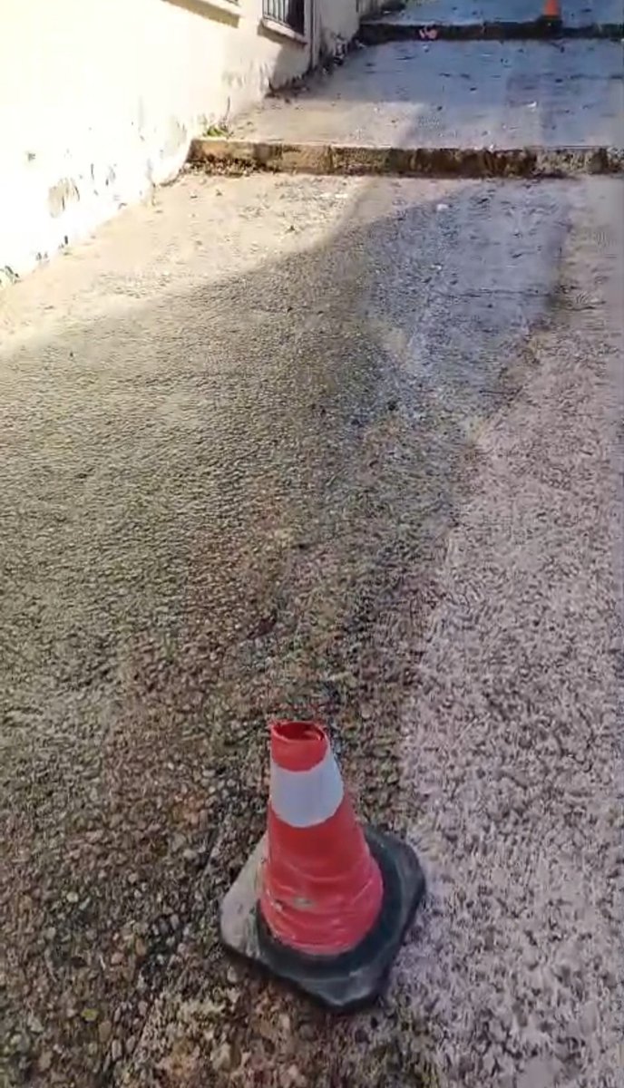 Torna un altre any(i van ja.. )la temporada de talls d'aigua en el nucli antic de #Xàtiva per reparació"arteries principals"per rebentons.En lloc de renovació integral i per fases de la xarxa, l'ajuntament de <a href="/Xativa/">Ajuntament de Xàtiva</a> continua amb els "pegats" <a href="/ignacioreig/">Ignacio Reig</a>
x.com/i/status/20175…