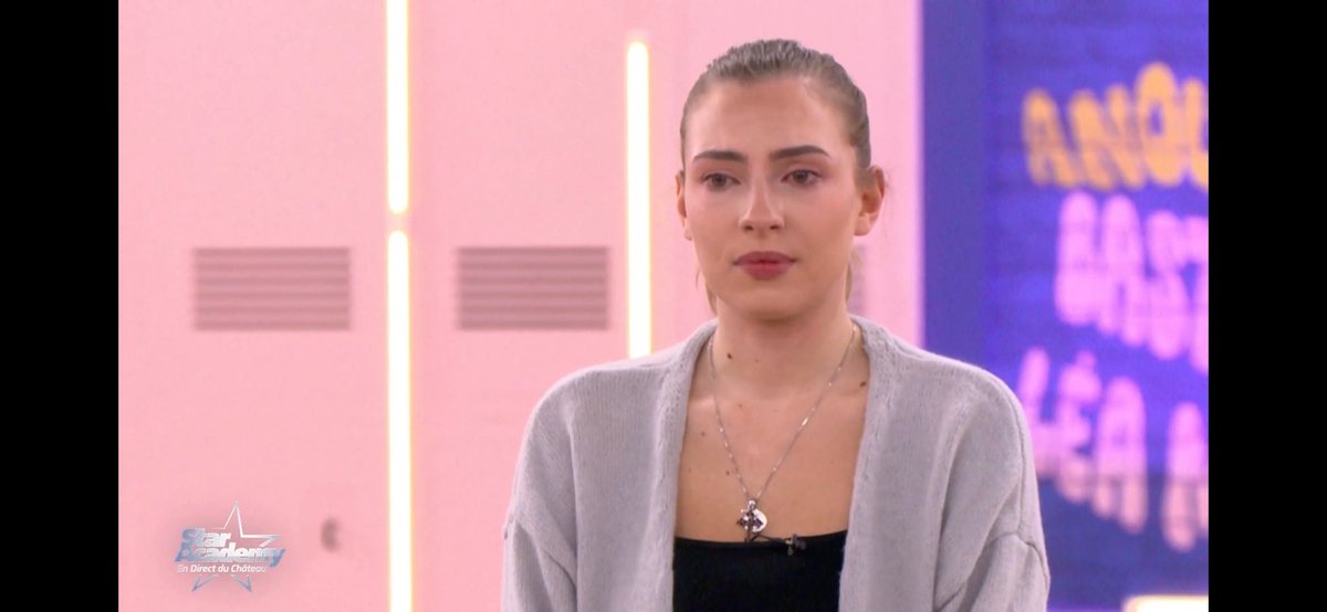 ripamontixx's tweet photo. pitié la chialade générale que ça va être samedi c’est juste l’apéro la #StarAcademyLeLive https://t.co/7iTuwMDVZu