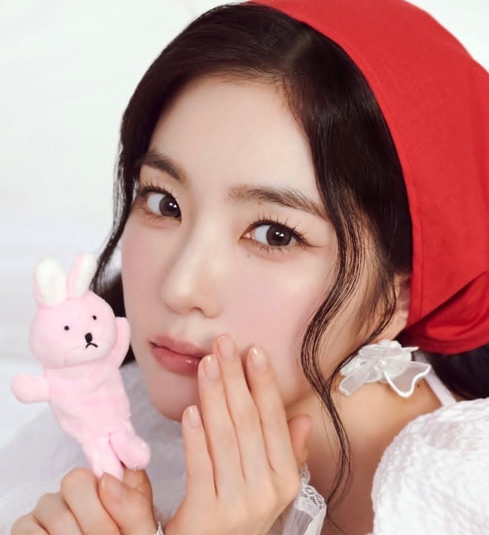 USE ' HEY / ✉️ ' - ENGLISH ONLY tweet media