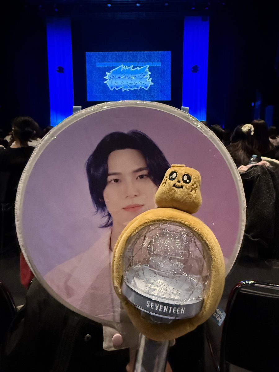 りょうつ tweet media