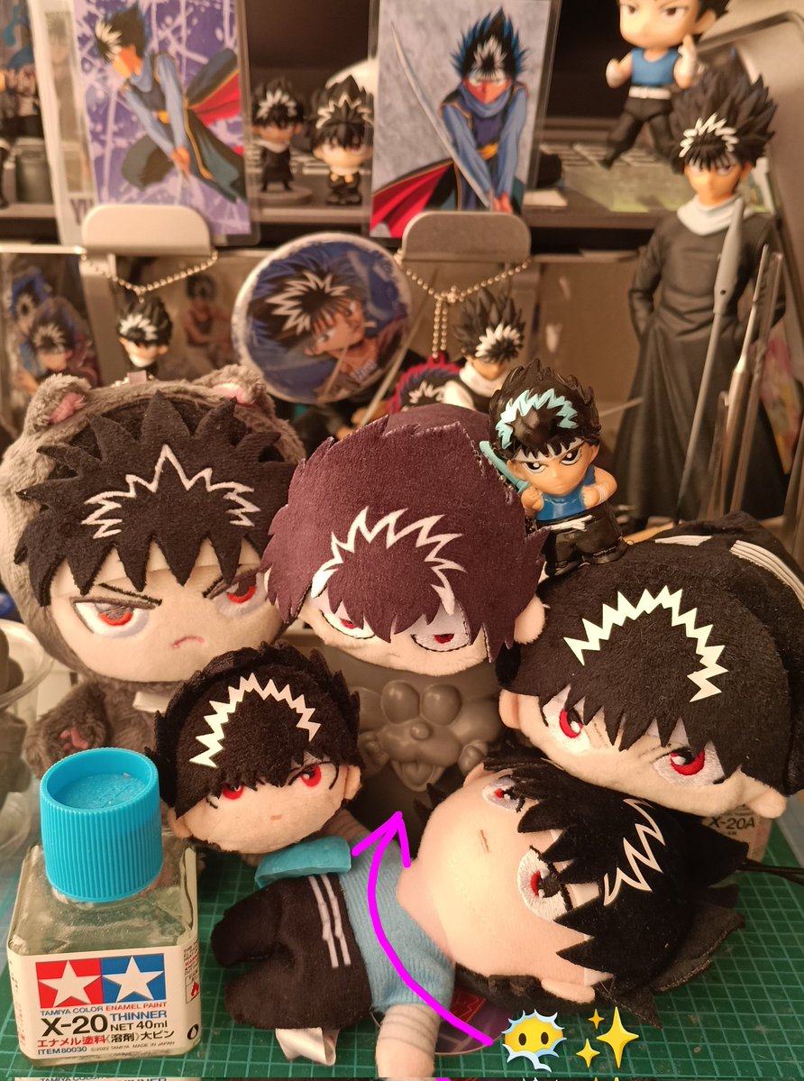 幽白と全く関係ないけど、自分のソフビ第1弾の原型が完成し、成型工場に旅立って行った…🙌帰ってきたら、塗装や組立などして今年の夏には完成する…予定✨
旅立ちを見送るひえさんズ🔥
「立派な素体になって帰って来い…」