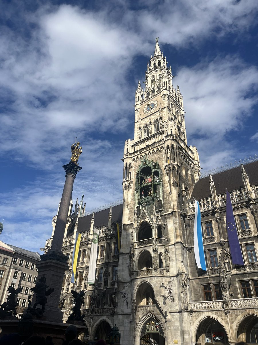 Profesor en Fin𝕏 tweet media