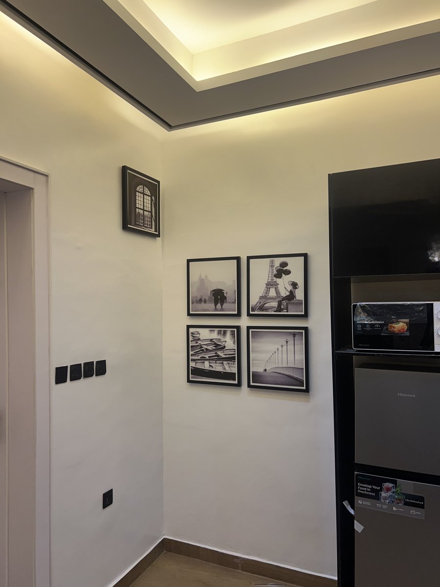 talk_canvas's tweet photo. Art frames? Leave that to us. 

Send a dm to order these beautiful pieces. https://t.co/SdR0OiH3nX