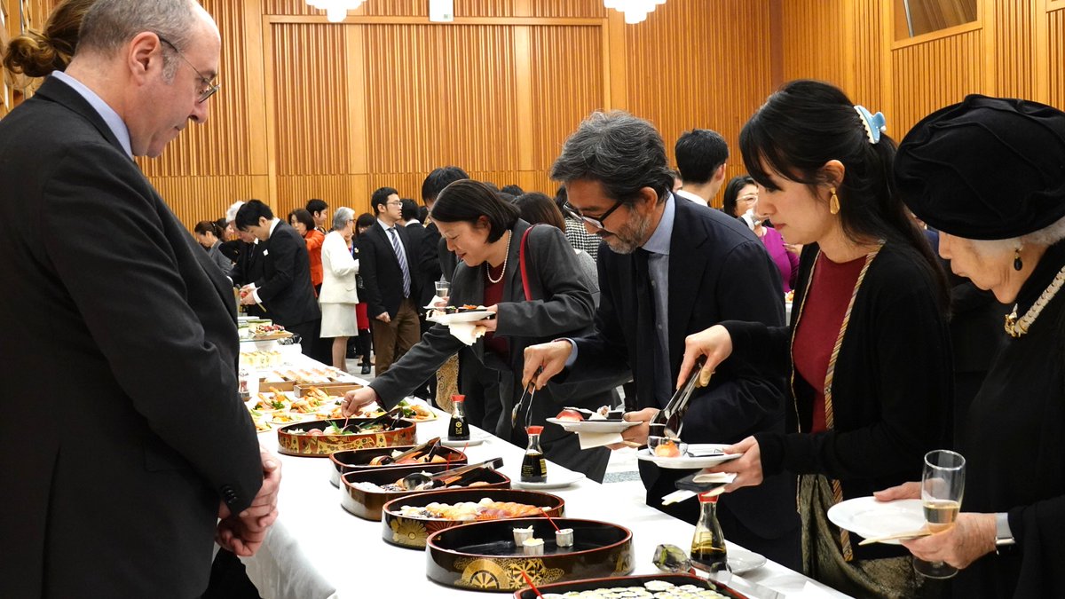 JapanDelCD's tweet photo. A New Year’s reception was held on 30 January, co-hosted by Amb Ichikawa, Amb Oike, Amb Nagai, and Mr. Hagino. Approximately 140 members of the Japanese community in Geneva attended. https://t.co/aTnNy0ZGWH