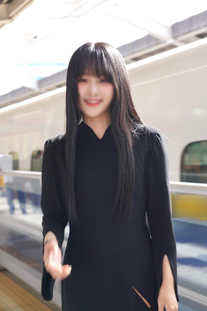 또 말하지만 숭계 돈안받구 이계정 팔로 하고있음 삭제안하고 다 넣어드려욤... ✋