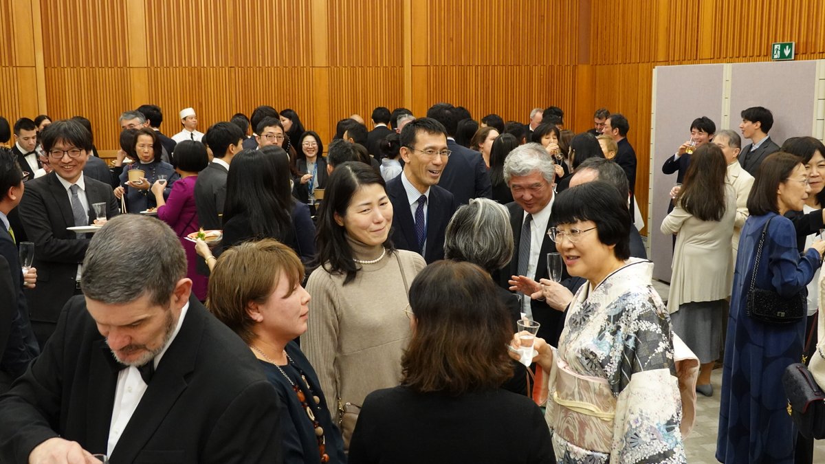 JapanDelCD's tweet photo. A New Year’s reception was held on 30 January, co-hosted by Amb Ichikawa, Amb Oike, Amb Nagai, and Mr. Hagino. Approximately 140 members of the Japanese community in Geneva attended. https://t.co/aTnNy0ZGWH