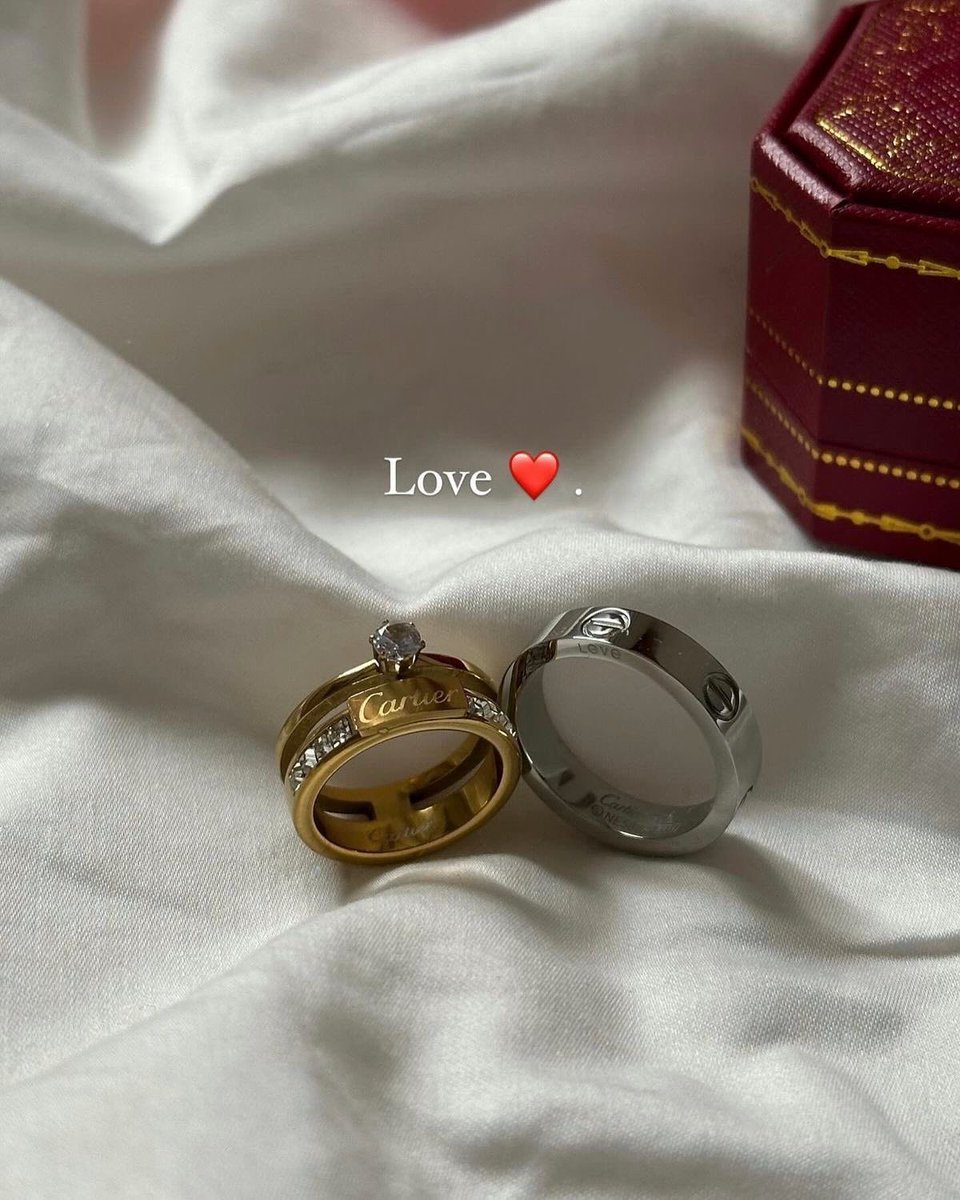 1leio's tweet photo. Cartier rings 💍 https://t.co/98qoHJv48d