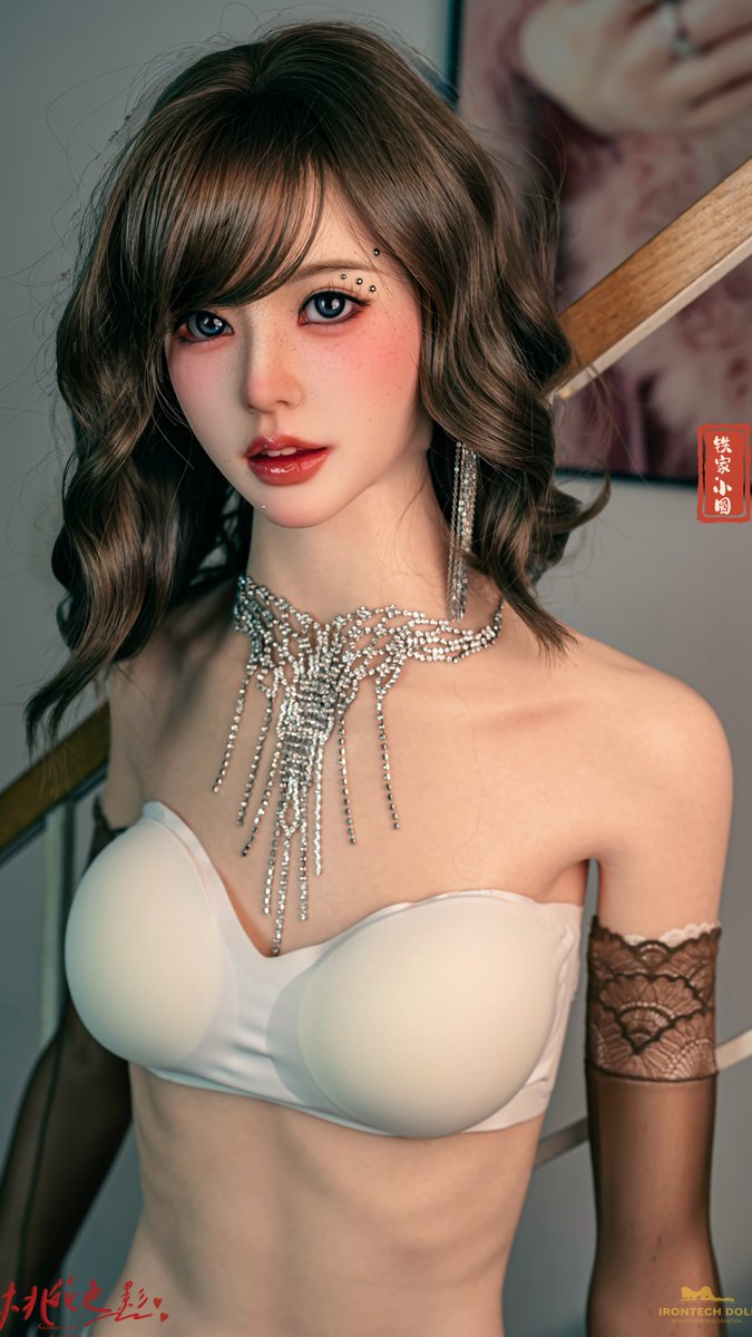irontech2111's tweet photo. 一言で言うと、
この存在は？
用一句话来形容她的存在感。
#Irontechdoll #lovedoll #ラブドール https://t.co/iuL9IKsPyY