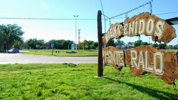 #ANTICIPO #INSEGURIDAD violento robo en un campo de la zona y denuncian que los delincuentes estaban vestidos de policias, utilizaron esposas para reducir a un menor de edad y escaparon en una camioneta policial con sirenas. Robaron dinero y una camioneta. Movil <a href="/radiomitrecba/">Radio Mitre Córdoba</a>.