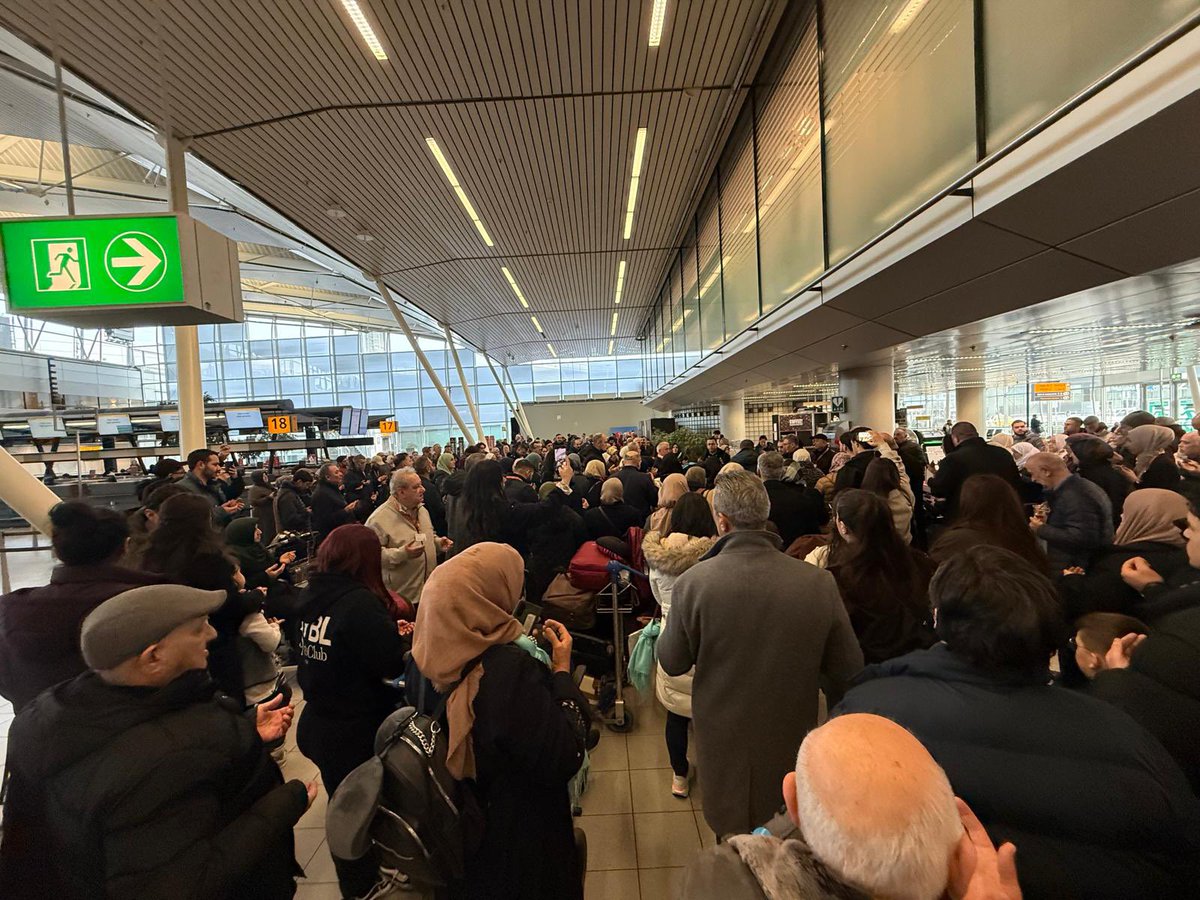 Hollanda Diyanet Vakfı tarafından düzenlenen Şubat ayı umre programı, toplam 97 kişilik kafile ile gerçekleştirildi.

Umrecilerimiz, iki grup halinde, Amsterdam’dan Mekke’ye doğru yola çıktı. Program kapsamında kafileye iki görevli eşlik ederken, ayrıca bayan umreciler için bir