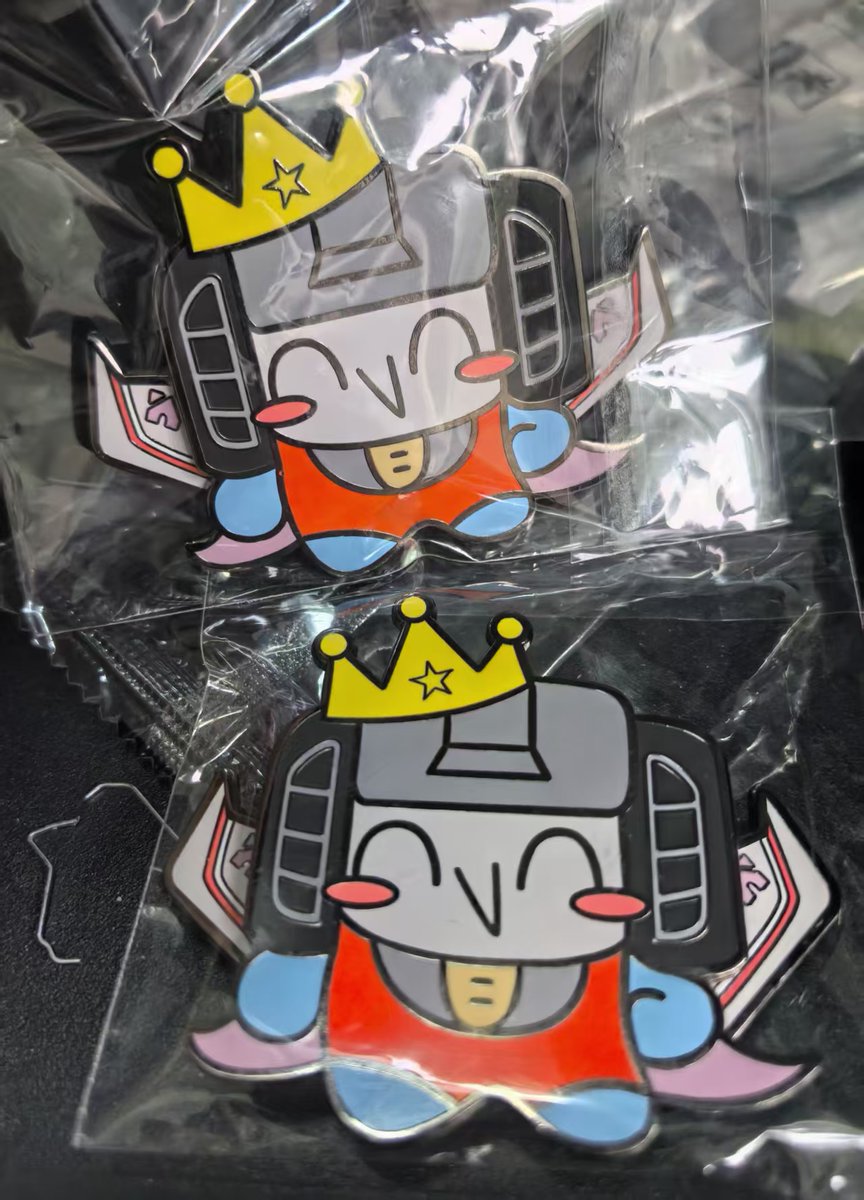 bingbinStarrToy's tweet photo. Super cute Starscreen fridge magnet is here!! 🕷️
The little wings on both sides can move! ✨#starscreen #Transformers
It’s now available for hot pre-order—click the link below to get yours if you love it! 💖https://t.co/NoyIBhNgZw https://t.co/3Xhfu6eUEf