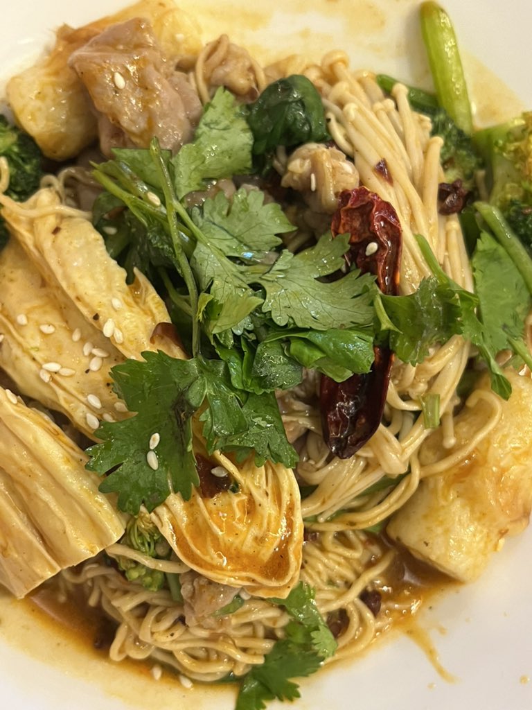 BiasalahAnakMuda tweet media