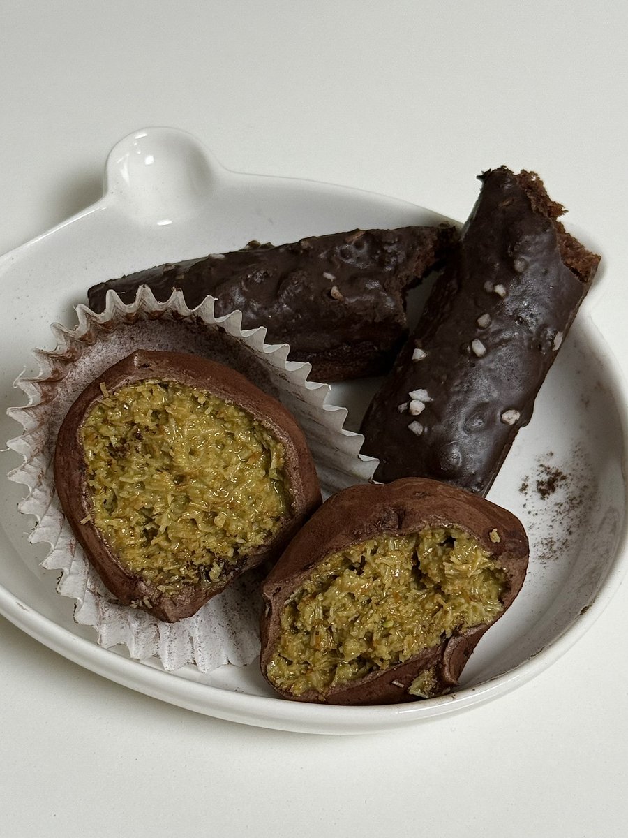 earthungry's tweet image. 생리통약 사러가기 귀찮아서
그냥 여자 몸에 좋은 음식? 시켰어요....