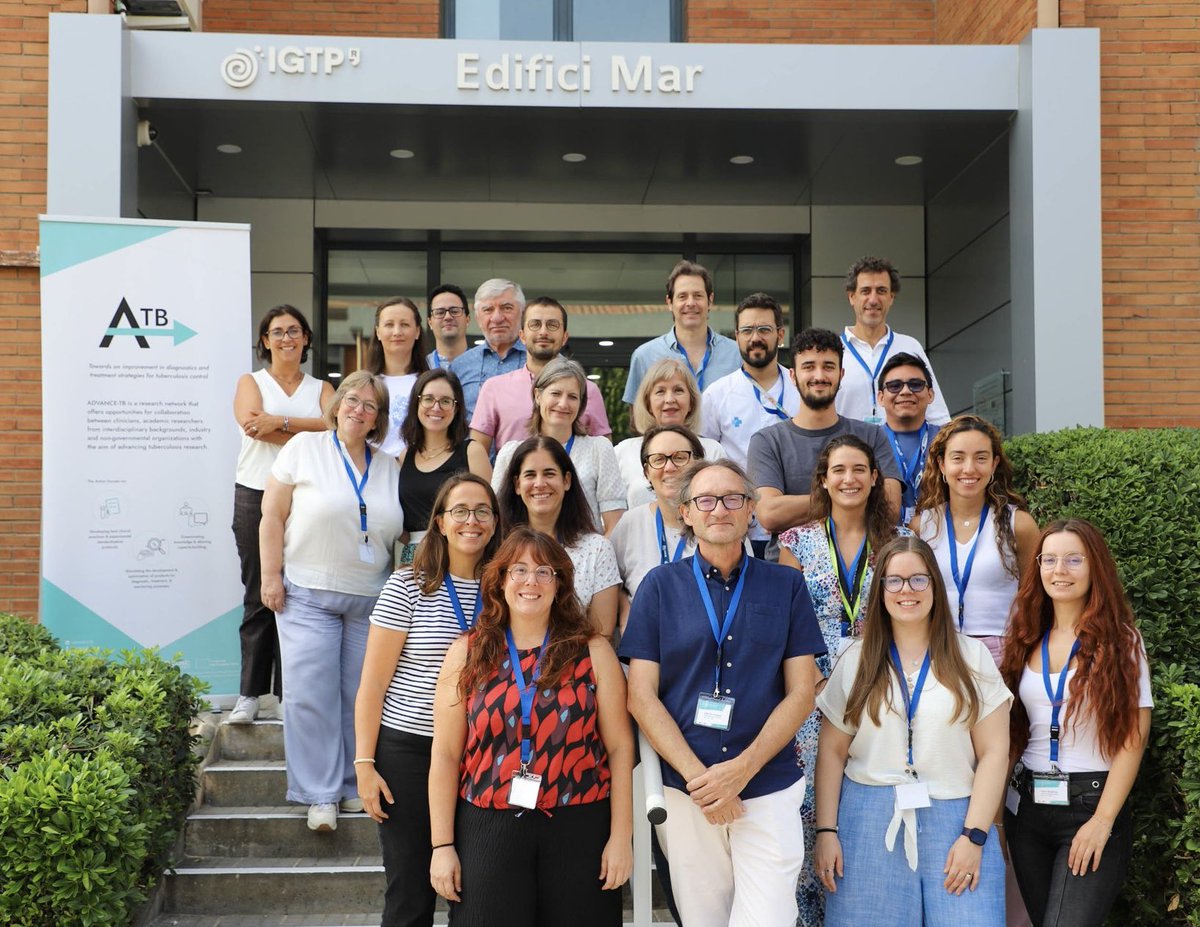 One & a Half LabGroup tweet media