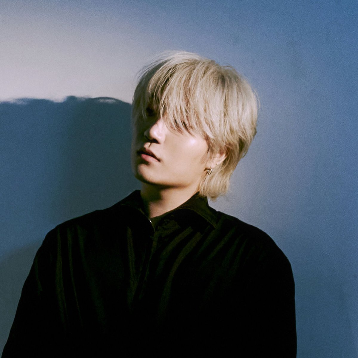 kchartsmaster's tweet image. ZICO, Crush announce the release of 'Yin and Yang (FANXYCHILD Ver.) (Feat. DEAN, PENOMECO)'. Out on February 4th.