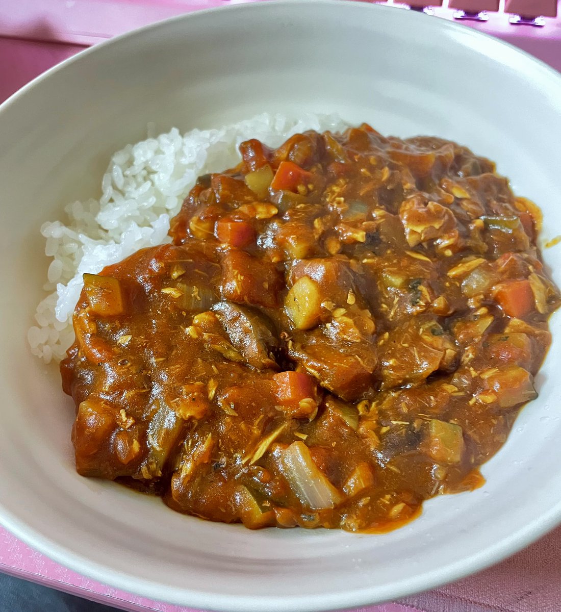 水分はトマトと野菜から🍅
無水さばカレー🍛🍴