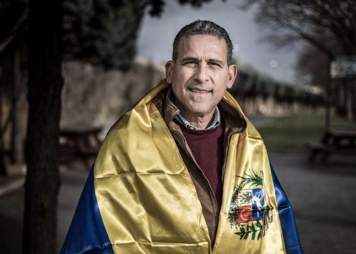 AlexisFRamosP's tweet image. #03Febr Es oportuno recordar a Iraida Timaure, Wilman Montero y Javier Oropeza, exiliados políticos de nuestro país, ellos tienen orden de captura por temas políticos. Es necesario que regresen a su tierra y que sean incorporados en la Ley de Amnistía!!!