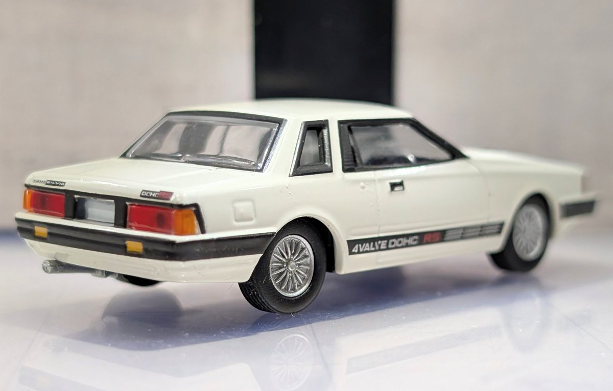 WsVXbXqnmV8137's tweet photo. 日産 シルビア ハードトップ RS
リサ店で購入したコナミのS110シルビア
直線を基調としたボディラインがカッコ良いですね✨
#ミニカー #コナミ #KONAMI #シルビア #S110 https://t.co/9LsBAtL2MI