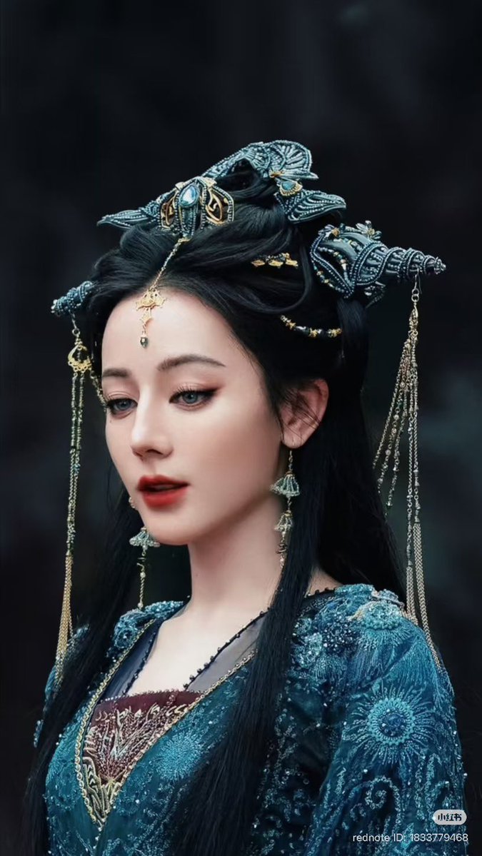 Allcbizmelons's tweet image. 🍉Tencent’s Costume Drama “Love Beyond The Grave” is expected to broadcast on March 28th

Starring: #Dilraba, #ChenFeiyu

#CDrama