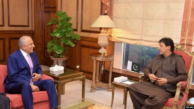 خلیل زاد: وضعیت پاکستان غم انگیز است و عمران خان در کوته قلفی است