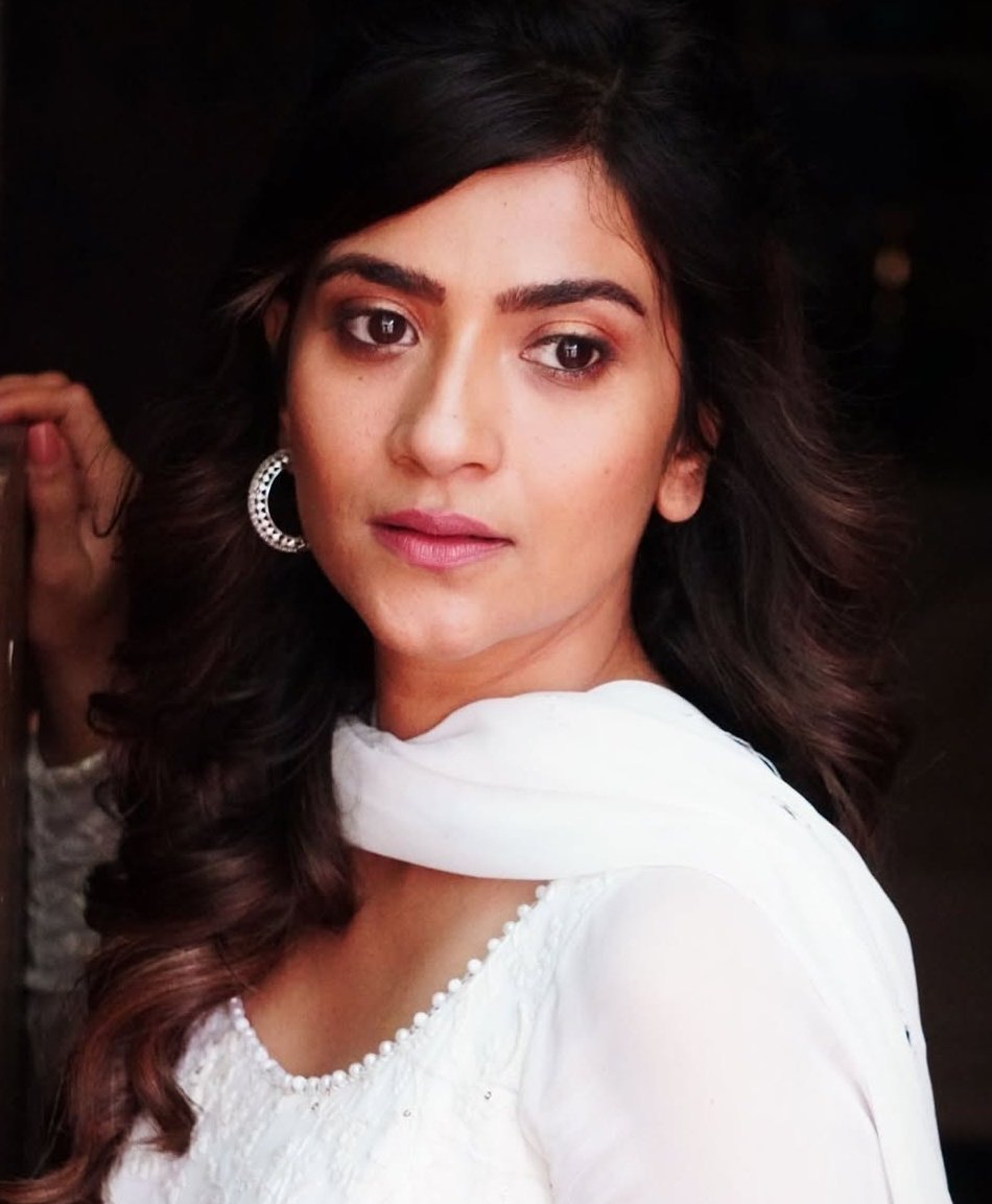 GossipsTv's tweet image. EXCLUSIVE : #AditiDevSharma reportedly to play the female Lead in Colors Tv's next by Dice Media!

Synopsis : The show will be a mature love story, which will have a middle-aged lady and a much younger boy playing the leads. Via iwm

@GossipsTv #NewShow #ColorsTv