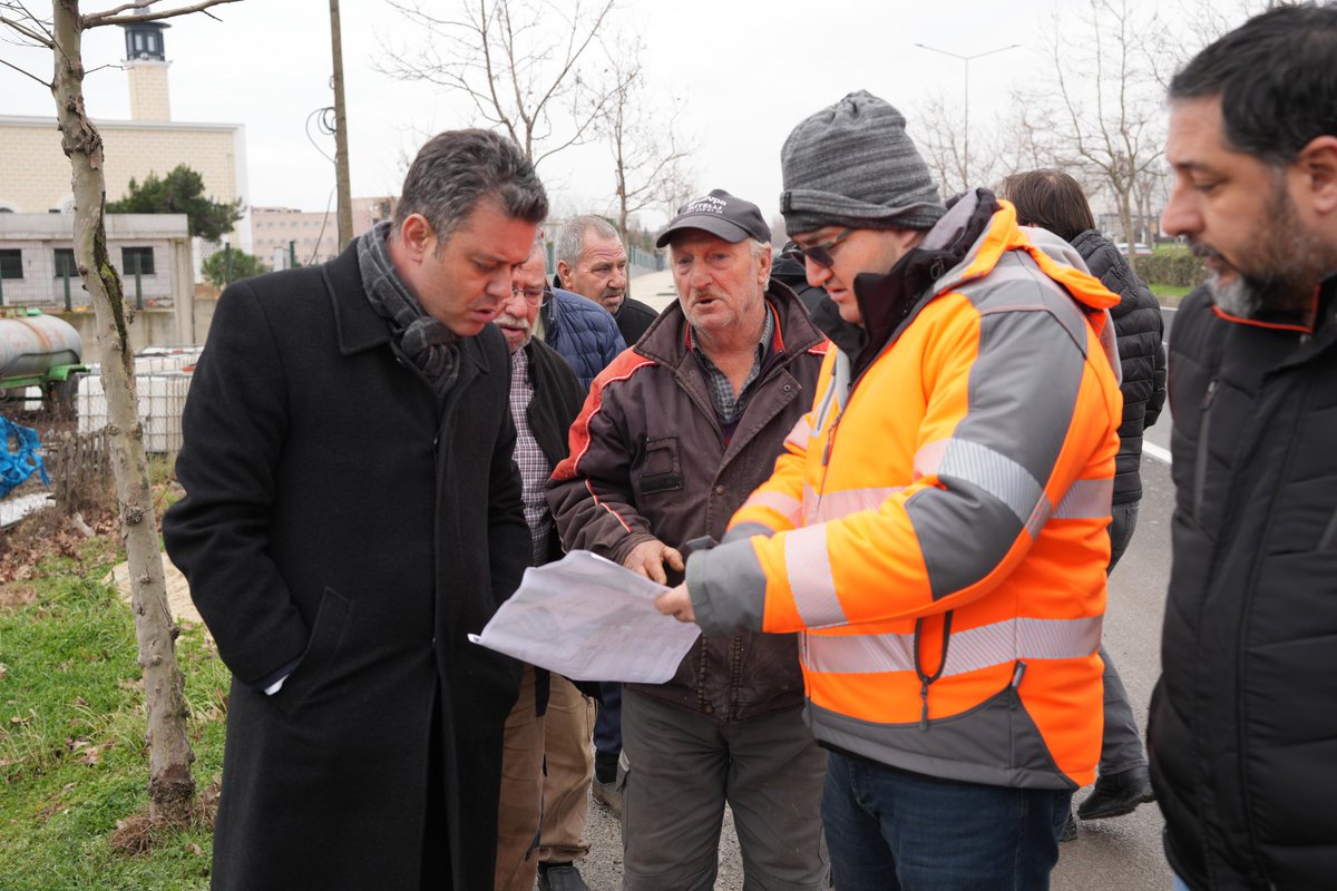 🚧 Tekirdağ Büyükşehir Belediyesi Fen İşleri Daire Başkanı Sn. Koral El ile bir araya gelerek Büyükşehir Belediyemize bağlı yol ve caddelerde kapsamlı incelemelerde bulunduk.

🧭 Çorlu’muzun ulaşım altyapısını daha güçlü, daha güvenli ve daha konforlu hale getirmek adına hayata