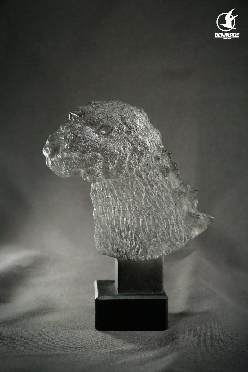BeninsideAvt's tweet photo. "Demon on the Mountain" (Clear resin)
"ปิศาจบนภูเขา" ชิ้นงานล่าสุดที่ผมสร้างชิ้นนี้ ผมอ้างอิง จากภาพถ่ายของ Dr. Yamane ที่ถ่ายได้บนเกาะ Odo โดยภาพถ่ายนั้นเป็นการใช้เทคนิค Matte Painting ซึ่งเป็นการปรากฏตัวครั้งแรก
#Godzilla #godzilla1954 #beninside https://t.co/CminU6P2Ho