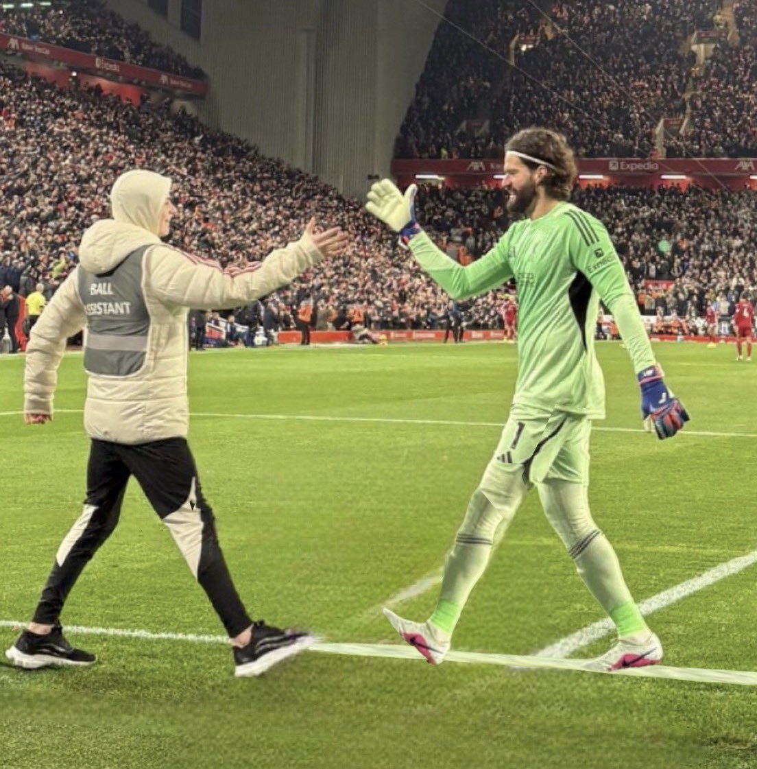 xImagineBeingUs's tweet image. Alisson And Ball Boy.