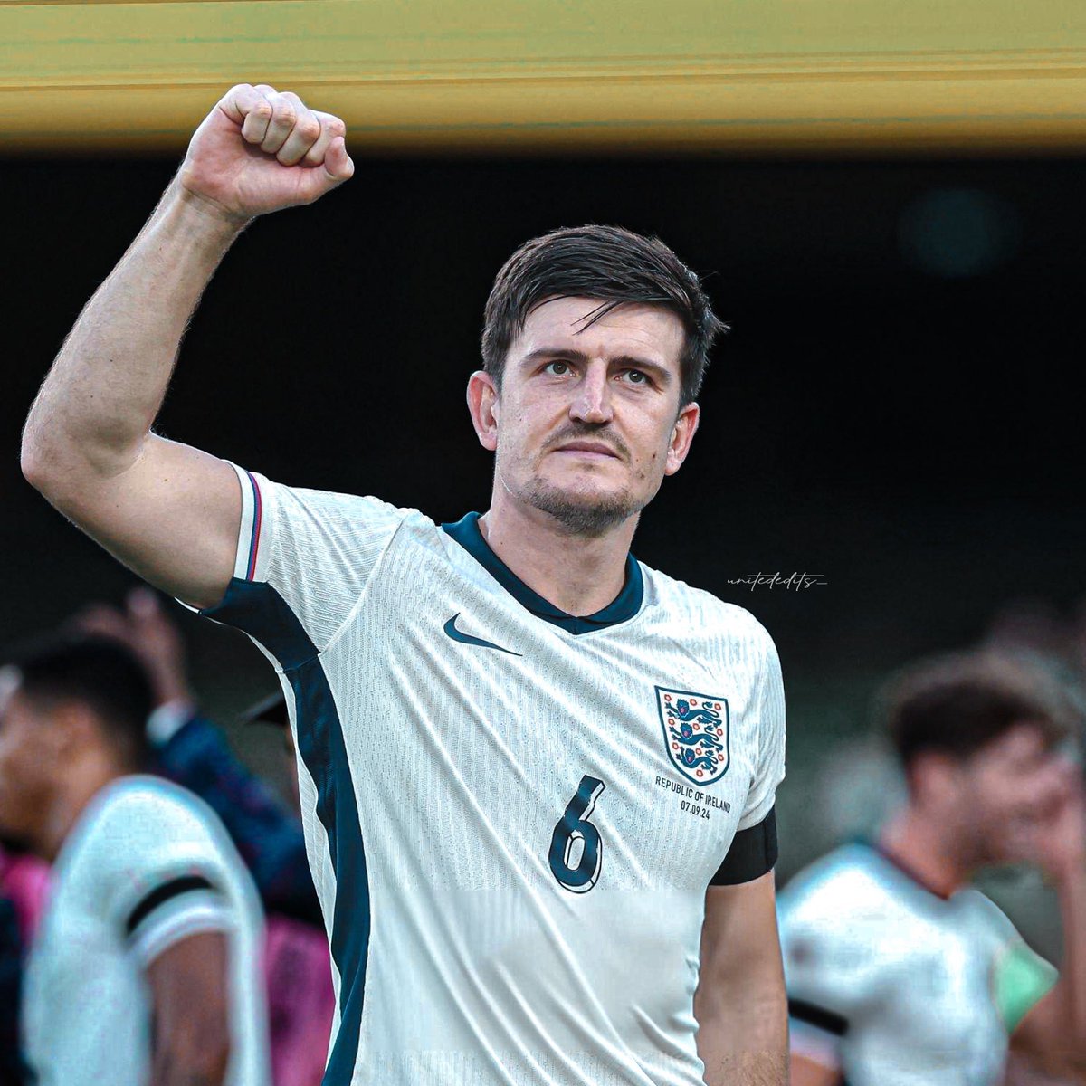 UnitedUpdates's tweet image. 🚨 Manchester United are UNLIKELY to offer Harry Maguire a new deal. Sir Jim Ratcliffe wants to CUT the wage bill. [@PeteHall86] #mufc