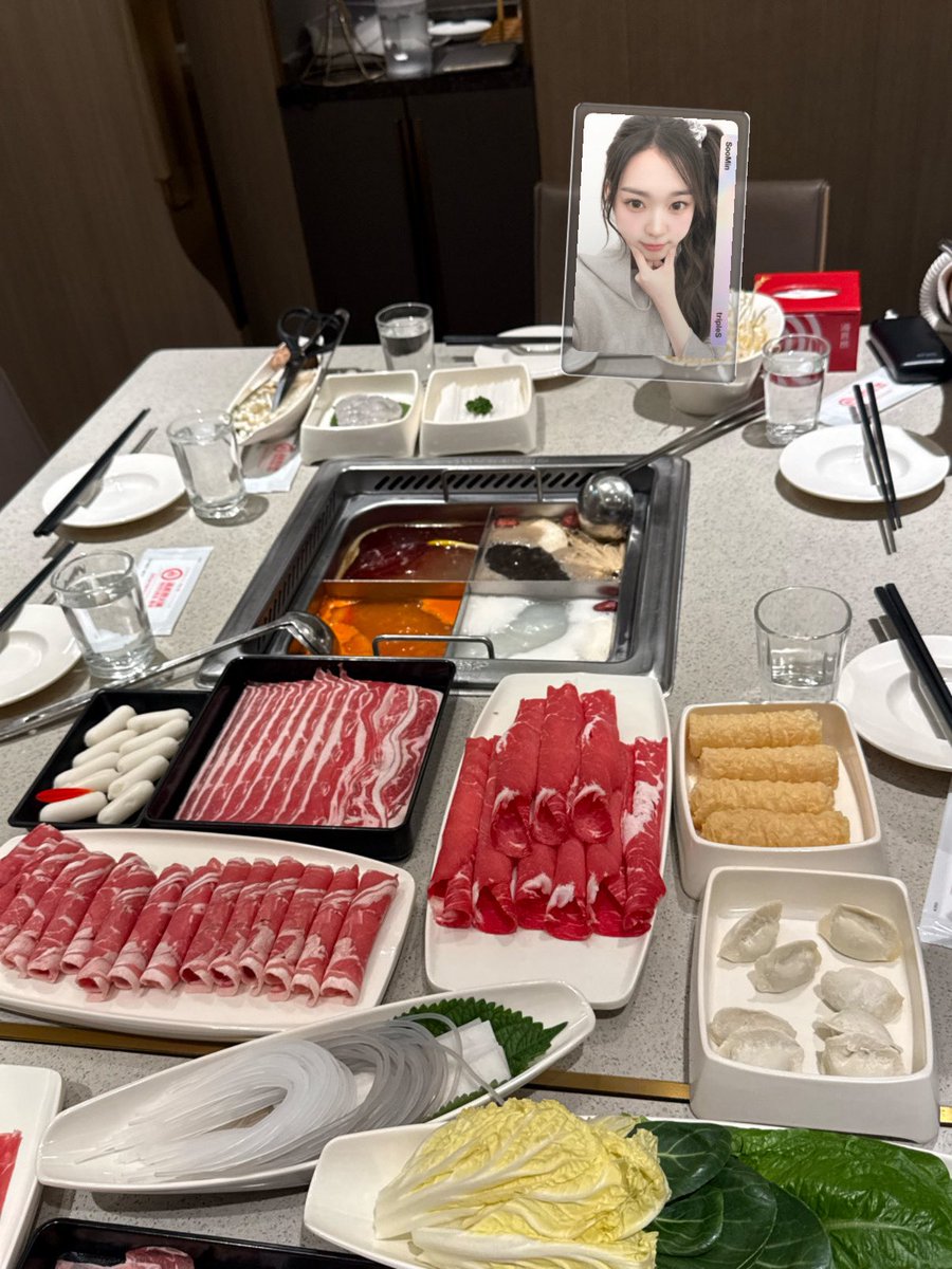 작전 실패했어요...
구치만 공일축하해 밤일축하해

#작전명_돼지뇌를_먹어라
#돼지뇌는_필수_두유피_무조건