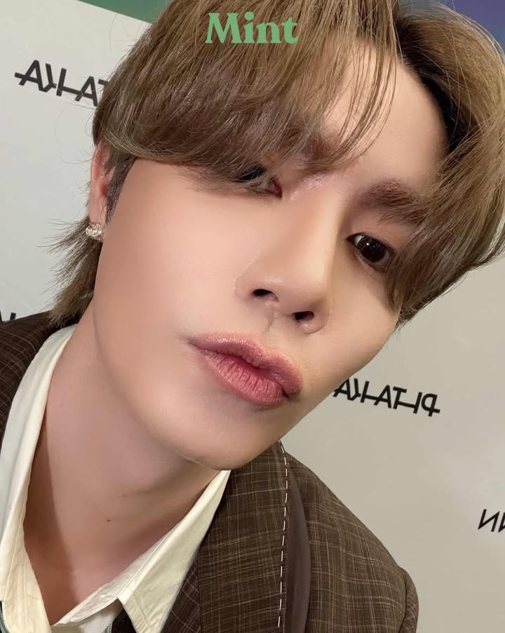 urmyshelterr's tweet image. i know someone who would kiss him in a heartbeat: @ nunew 🙂‍↕️