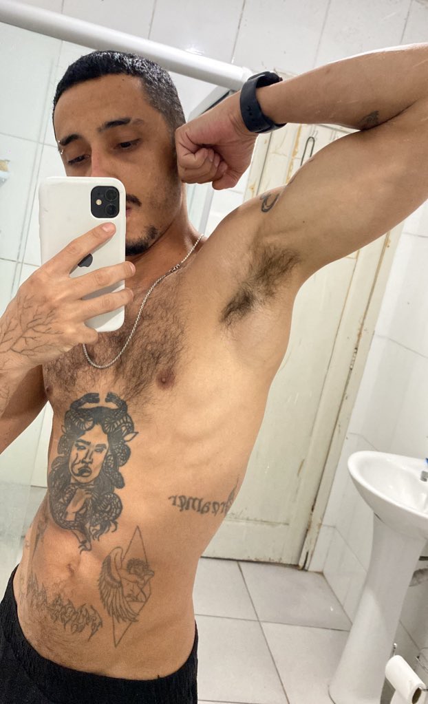 Quem quer enfiar a cara aqui? 🥵

privacy.com.br/@mlk4i20bh_