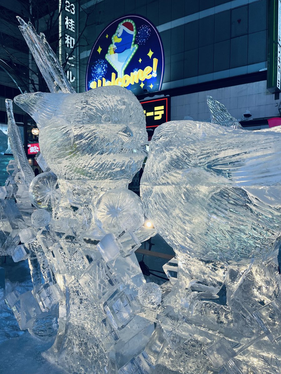 さっぽろ雪まつり（すすきの会場）に舞い降りたシマエナガ。京王プラザ