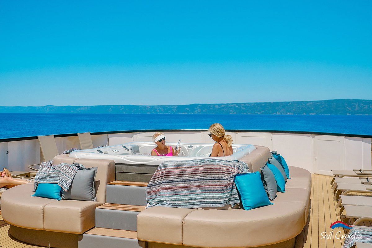 Sail Croatia tweet media