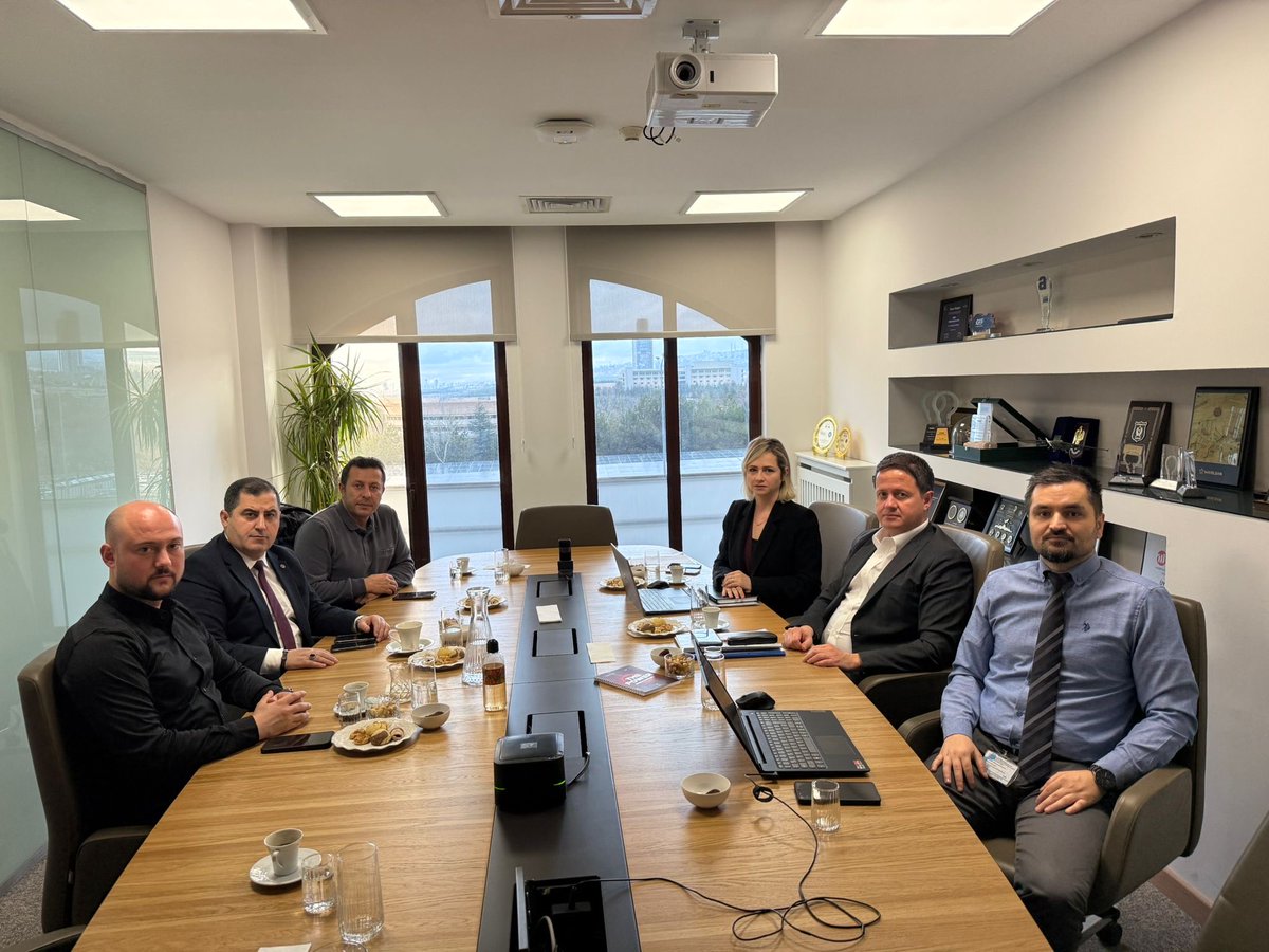 Şubemize bağlı  Karel Elektronik İşyerimiz ile Sendikamız arasında 5 . Dönem Toplu İş Sözleşmesi görüşmelerinin altıncı toplantısını bugün gerçekleştirdik. Bu toplantıda kalan teklif maddeleri üzerinde müzakerede bulunulmuştur.
#TmsAnkaraSb
#ArkamızdaKocaDağ
<a href="/AltundagUysal/">Uysal ALTUNDAĞ</a>