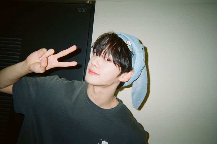 ayin, 규's ⋆.☘︎ ݁˖ tweet media