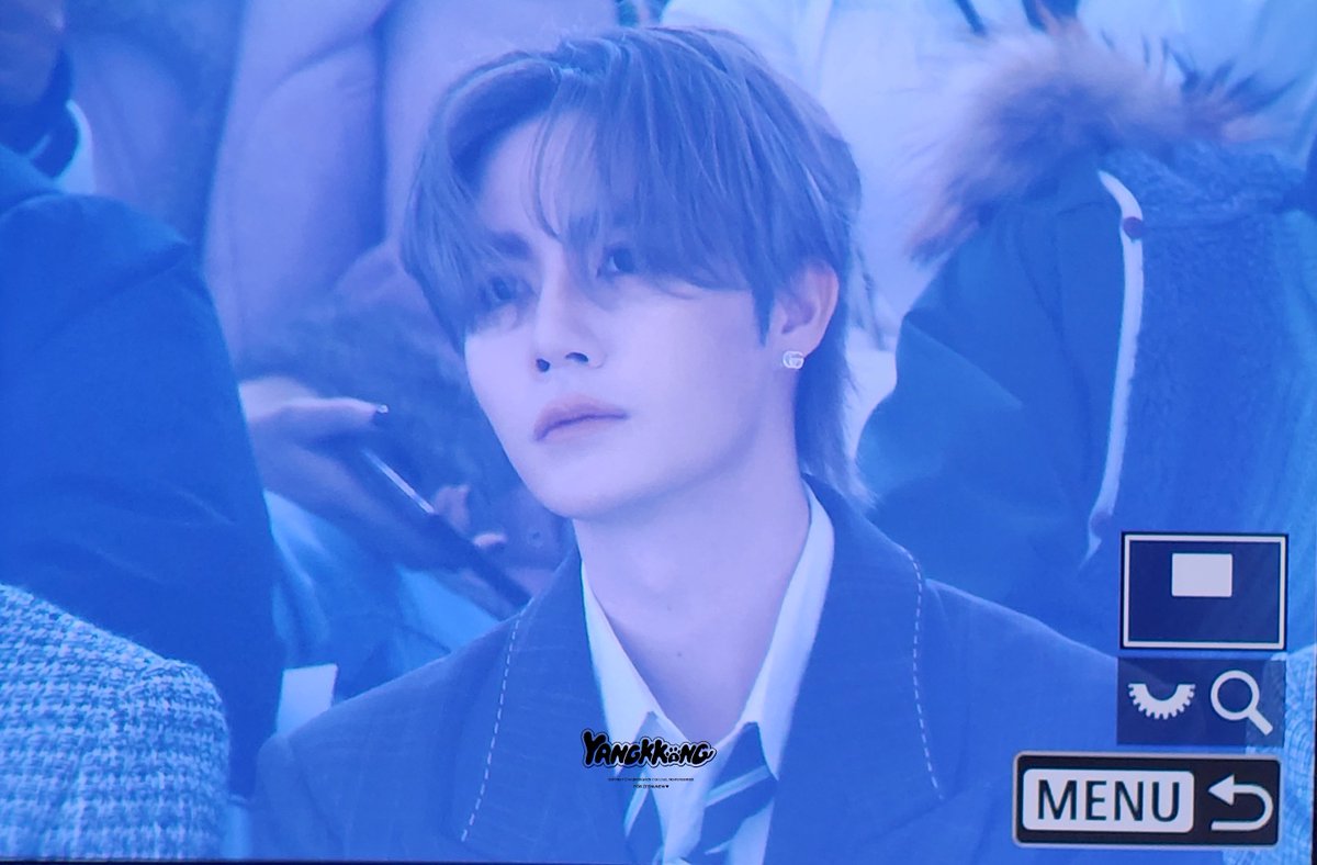 ZN_0108_LV's tweet photo. 260203 Preview.

#MÜNNXZeePruk #SeoulFashionWeek #ZeePruk @zee_pruk https://t.co/lq79xx4D9j