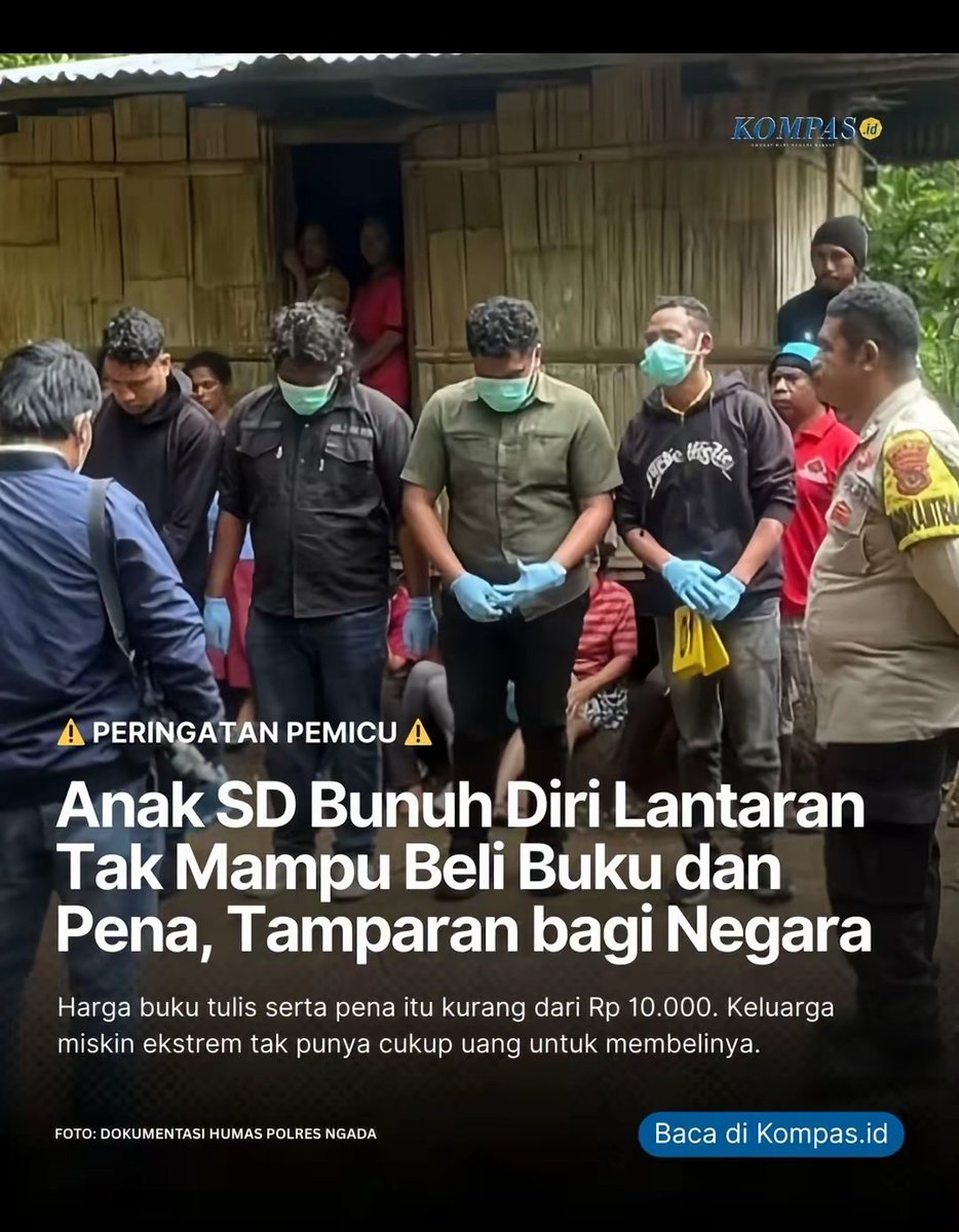 fanjimuhammad_'s tweet photo. Dalam Pasal 31 ayat (2) UUD 1945 berbunyi: "Setiap warga negara wajib mengikuti pendidikan dasar dan pemerintah wajib membiayainya"
Pak @prabowo mohon 🙏🏻 https://t.co/eYr4nj8DEx