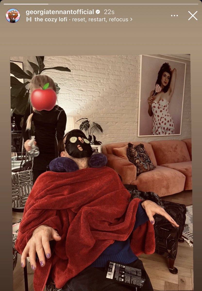 New via Georgia’s Insta Story.