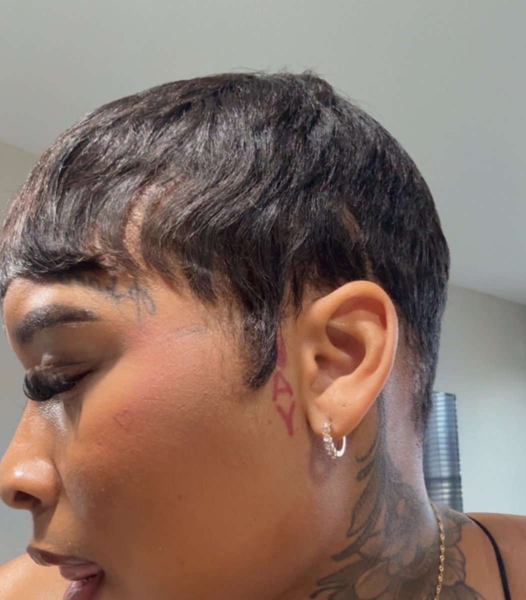 LadySlime2's tweet photo. Thick. Fit. Tatted. https://t.co/Qd6RWOBAYx