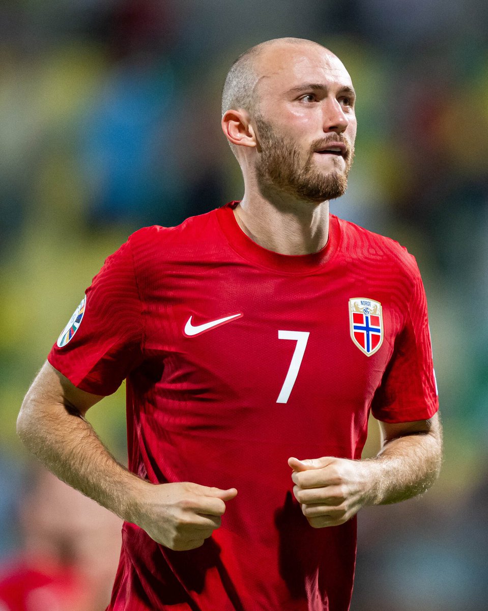 nff_landslag's tweet image. Fredrik Aursnes har igjen gjort seg tilgjengelig for landslagsspill. Vi er veldig glade for å kunne ønske han velkommen tilbake med flagget på brystet🇳🇴